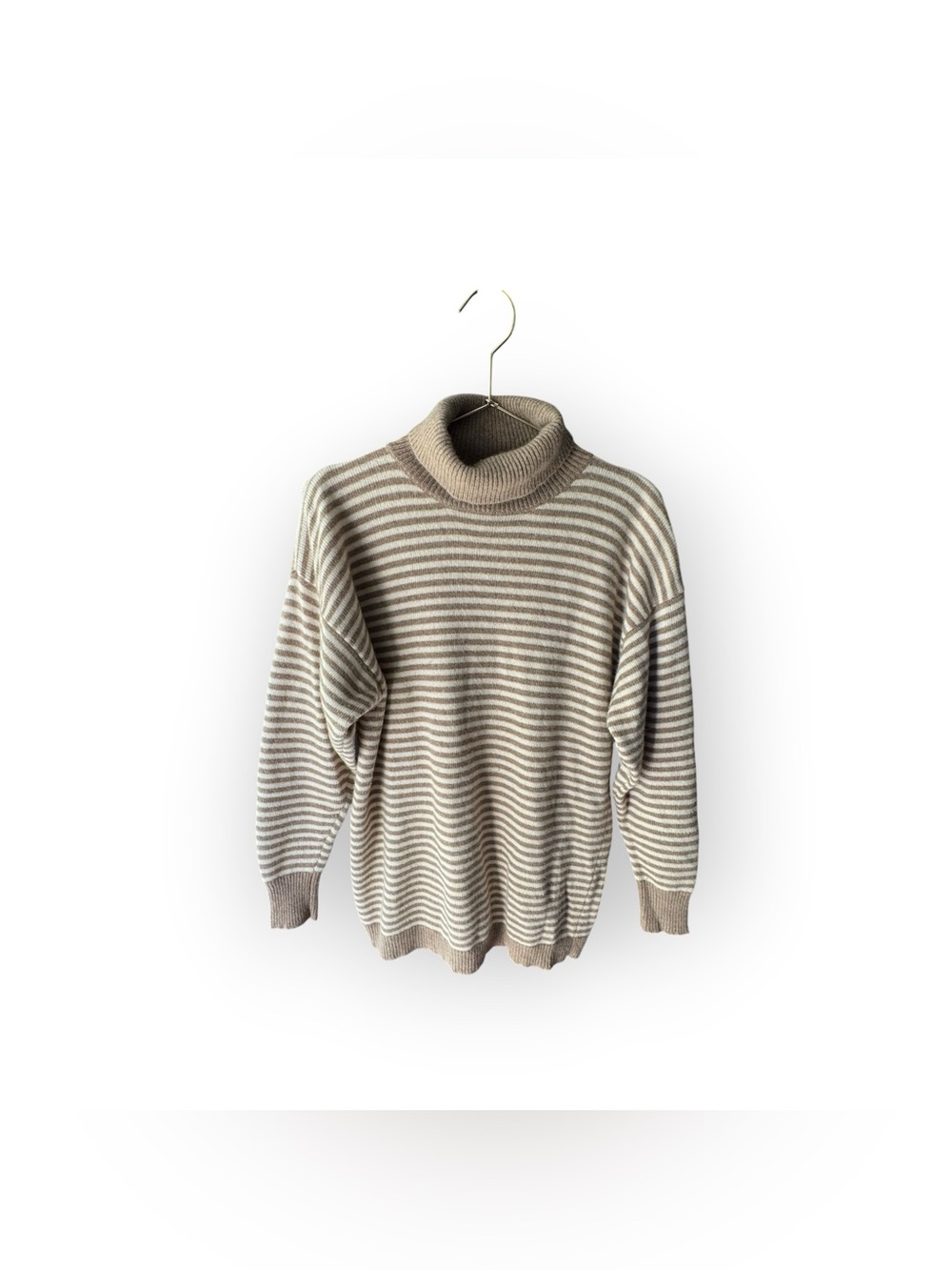 Neiman Marcus Vintage Beige and Cream 100% Cashmere Turtleneck Sweater